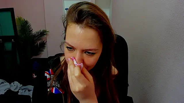 Persephoni online show from 3, 11, 2025