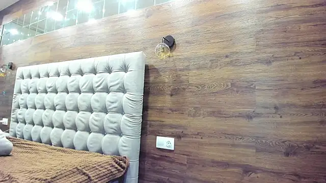 Snapshot of FitKate chatting on 14, 11, 2025 FitKate online show from 14, 11, 2025