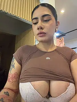 clarachanelricek online show from 19, 3, 2026