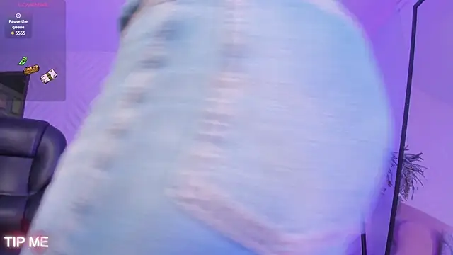 SophieBarnett online show from 14, 4, 2026