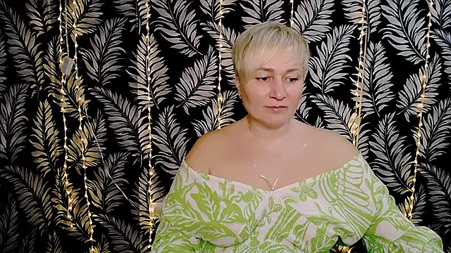 Olivia playful online show from 15, 3, 2025