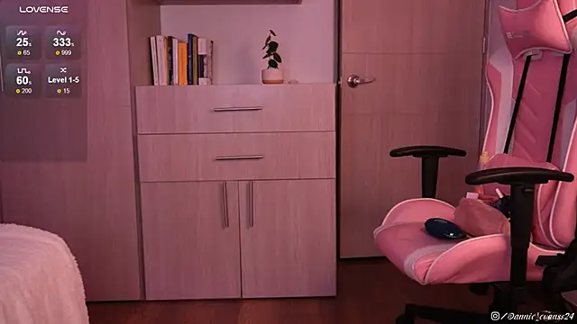 annie24 evans online show from 4, 3, 2025