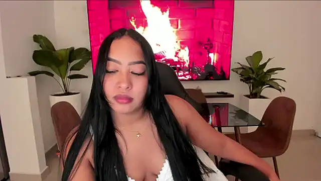 Snapshot of brunetenikole02 chatting on 28, 2, 2026 brunetenikole02 online show from 28, 2, 2026