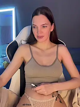 julia fly online show from 19, 1, 2026