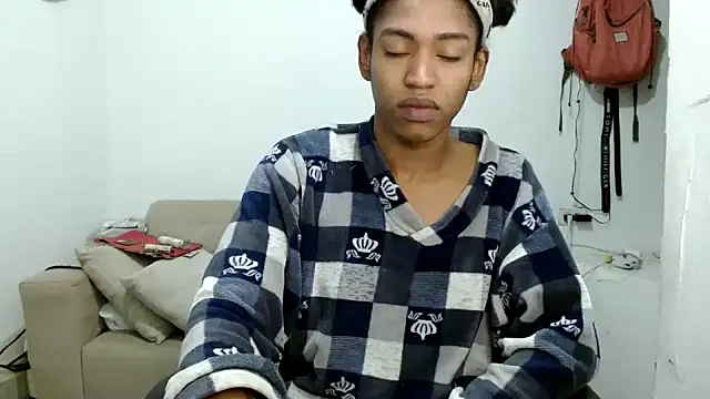 angelamarie1 online show from 27, 11, 2025