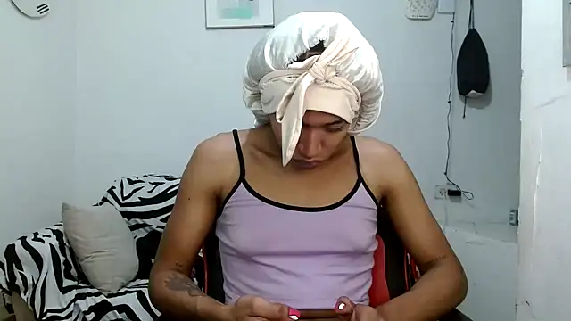 angelamarie1 online show from 24, 3, 2026