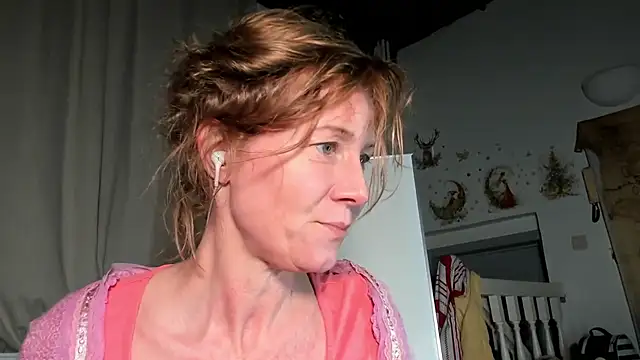 Lola Belgium online show from 6, 2, 2025