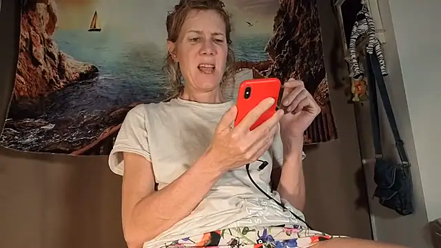 Snapshot of Lola_Belgium chatting on 24, 6, 2026 Lola Belgium online show from 24, 6, 2026