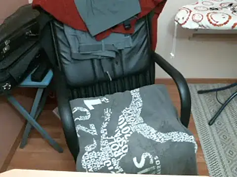 Snapshot of olibrius71 chatting on 27, 1, 2025 olibrius71 online show from 27, 1, 2025