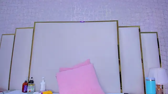 paola rodriguez online show from 23, 10, 2025