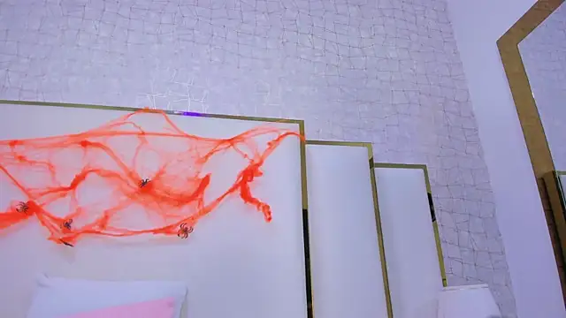 paola rodriguez online show from 25, 10, 2025