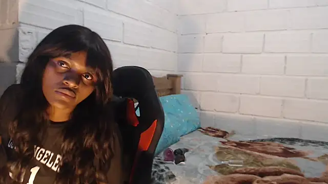 sexyjustin202 online show from 25, 2, 2026