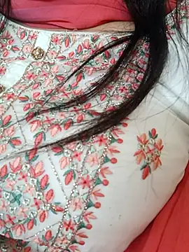 Snapshot of CuteSarikaLIVE chatting on 15, 2, 2026 CuteSarikaLIVE online show from 15, 2, 2026