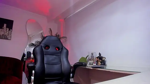 Meghan320 online show from 7, 4, 2026