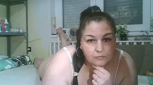 Snapshot of Mileva88 chatting on 31, 1, 2025 Mileva88 online show from 31, 1, 2025