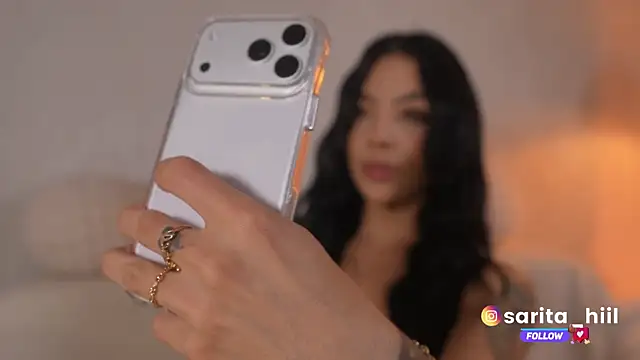 sarah hiill online show from 23, 10, 2025