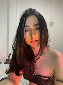 Snapshot of MiahWindsor chatting on 10, 11, 2025 MiahWindsor online show from 10, 11, 2025