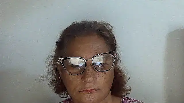 Snapshot of charrysexy1 chatting on 14, 12, 2025 charrysexy1 online show from 14, 12, 2025