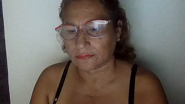 Snapshot of charrysexy1 chatting on 7, 1, 2026 charrysexy1 online show from 7, 1, 2026