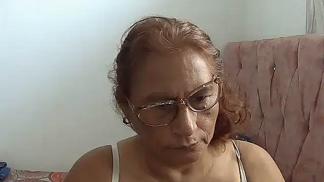 Snapshot of charrysexy1 chatting on 14, 2, 2026 charrysexy1 online show from 14, 2, 2026