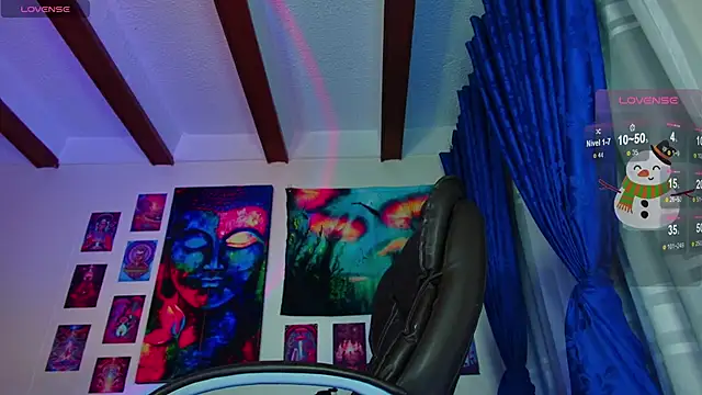 Snapshot of dimitri-bilak chatting on 22, 12, 2024 dimitri-bilak online show from 22, 12, 2024