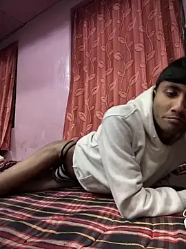 Snapshot of Sexyslimguyy chatting on 2, 1, 2025 Sexyslimguyy online show from 2, 1, 2025