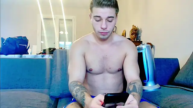 Elkafit28 online show from 1, 2, 2025