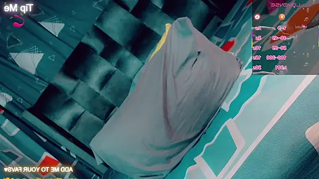 Snapshot of CharlotteBigCock chatting on 20, 2, 2026 CharlotteBigCock online show from 20, 2, 2026