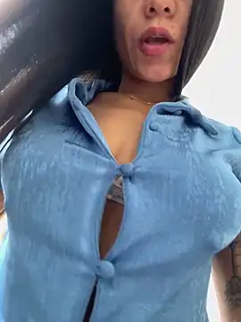 Snapshot of Reggie-Liam chatting on 19, 2, 2025 Reggie-Liam online show from 19, 2, 2025