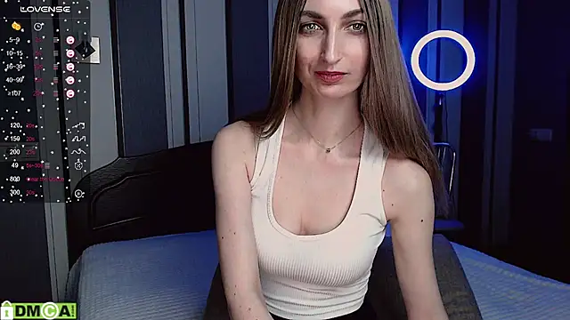 Snapshot of _Amelle_ chatting on 6, 3, 2025 Amelle online show from 6, 3, 2025