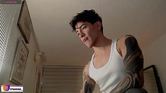 ivaaaan  online show from 14, 4, 2026