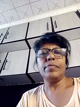 MsAttitude online show from 4, 6, 2026