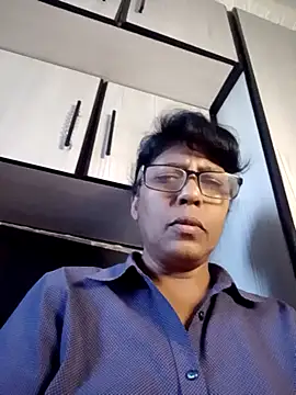 Snapshot of MsAttitude chatting on 10, 7, 2026 MsAttitude online show from 10, 7, 2026