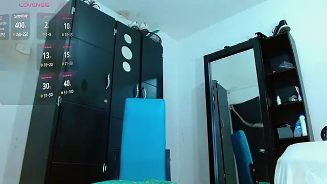 Snapshot of isuckmyselfxxx_420 chatting on 21, 3, 2025 isuckmyselfxxx 420 online show from 21, 3, 2025