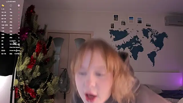 LisaLaas online show from 11, 1, 2025