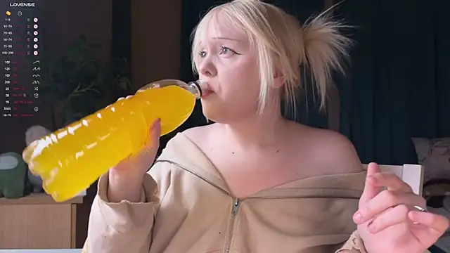 LisaLaas online show from 21, 3, 2026