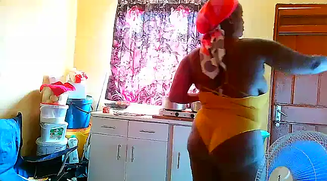 Snapshot of Charlie-Crawford chatting on 18, 3, 2025 Charlie-Crawford online show from 18, 3, 2025