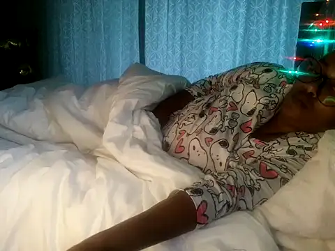 Snapshot of Charlie-Crawford chatting on 1, 10, 2025 Charlie-Crawford online show from 1, 10, 2025