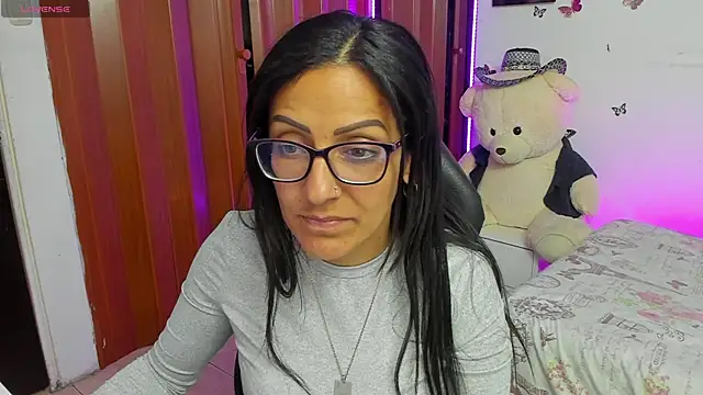 alma blue online show from 4, 11, 2025