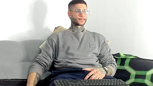  jamesleandros1 online show from 29, 11, 2025