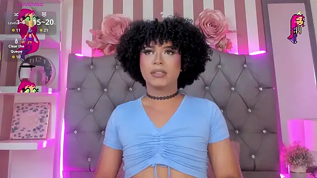 Snapshot of Star-Fire chatting on 15, 12, 2025 Star-Fire online show from 15, 12, 2025