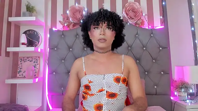 Snapshot of Star-Fire chatting on 19, 12, 2025 Star-Fire online show from 19, 12, 2025