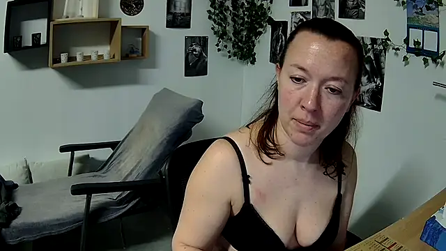 AnyaKreyxh online show from 3, 3, 2025