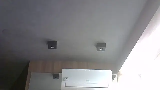 Skinny-Kitten online show from 4, 2, 2026