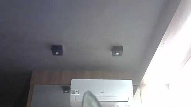 Skinny-Kitten online show from 25, 3, 2026