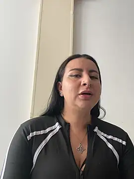 Snapshot of Abril_Luv chatting on 20, 4, 2026 Abril Luv online show from 20, 4, 2026