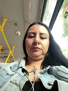 Snapshot of Abril_Luv chatting on 21, 4, 2026 Abril Luv online show from 21, 4, 2026