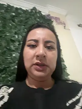 Snapshot of Abril_Luv chatting on 25, 4, 2026 Abril Luv online show from 25, 4, 2026