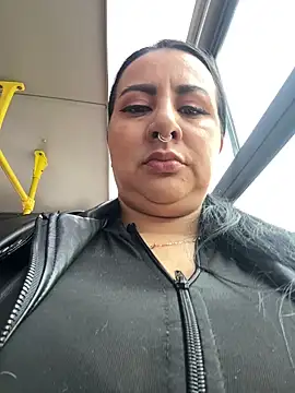 Snapshot of Abril_Luv chatting on 21, 5, 2026 Abril Luv online show from 21, 5, 2026