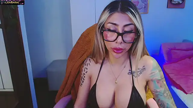 Martina Dash online show from 20, 3, 2025